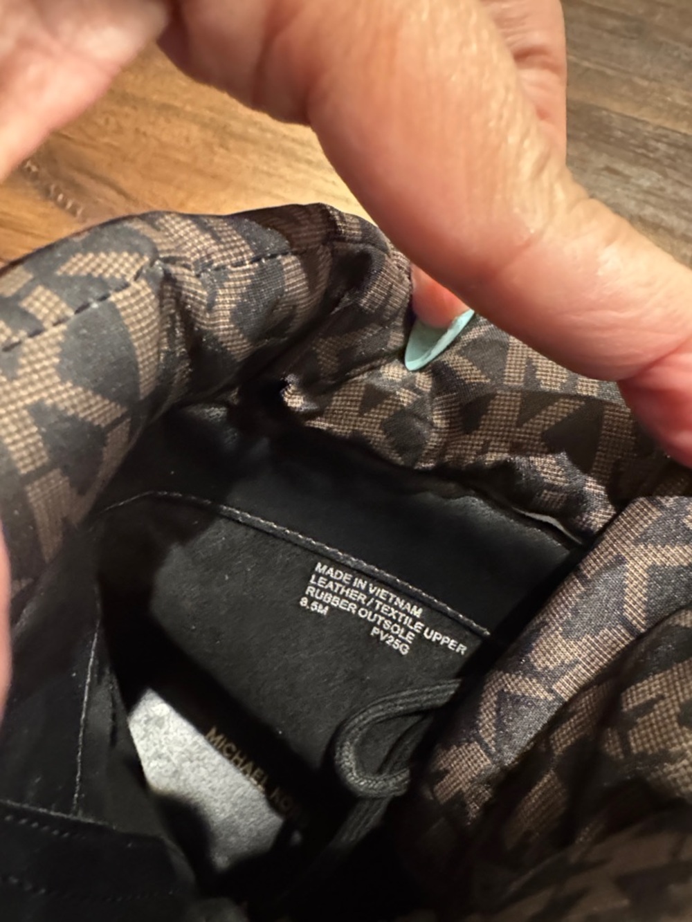 Michael Kors Black NWOT Cade Leather  and Signature Logo Combat Boot. No Box. - Picture 9 of 11